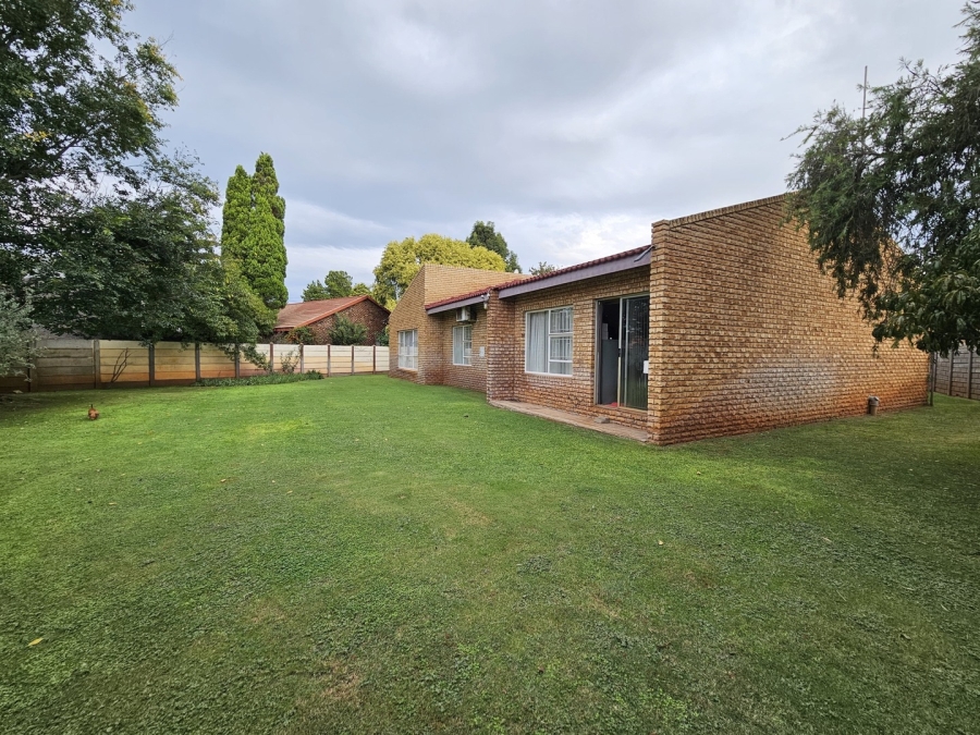 3 Bedroom Property for Sale in Dassie Rand North West